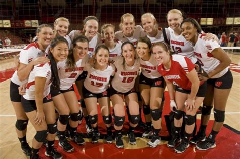 uw madison volleyball leaked|UW Volleyball: Graphic Photos & Video Spark Police。